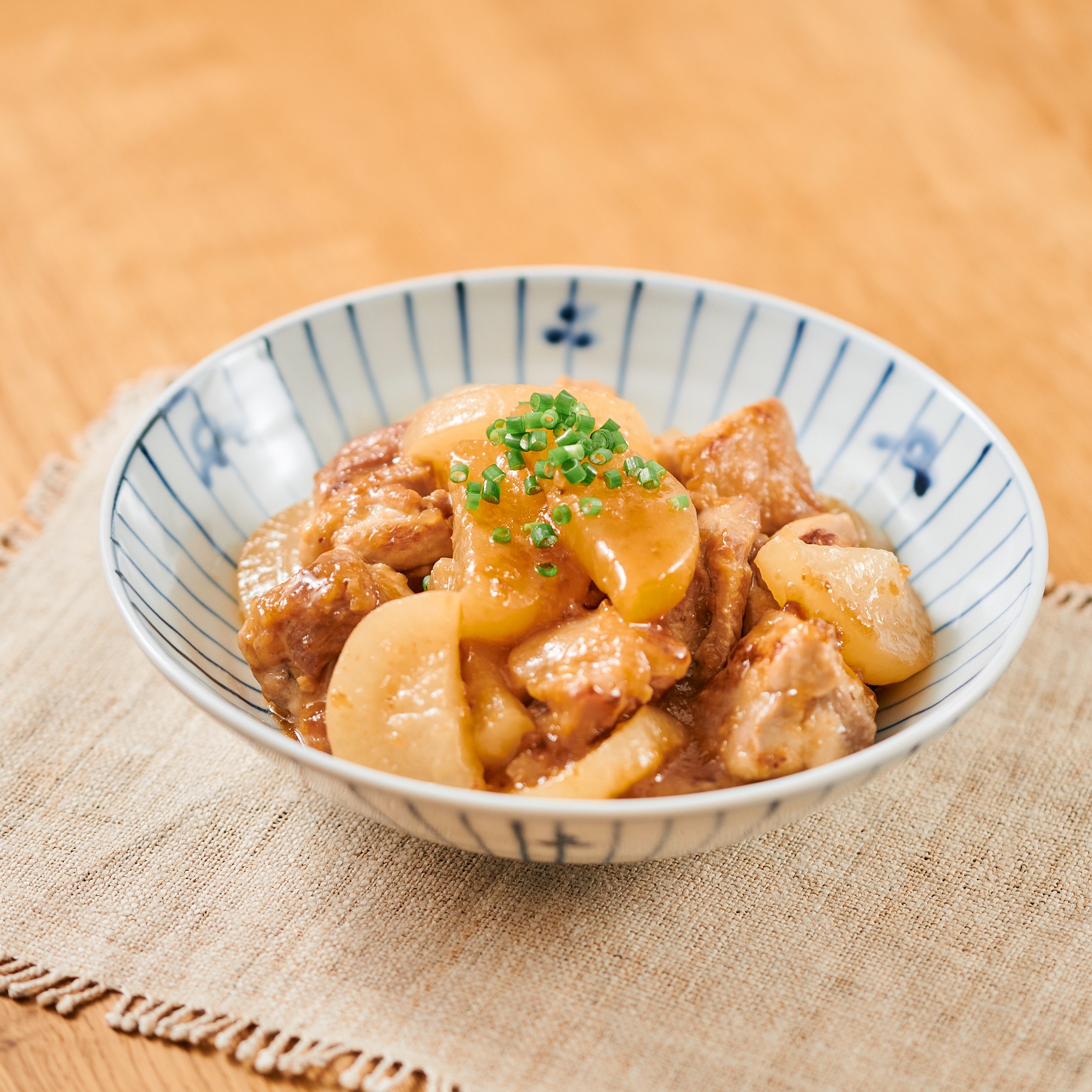 鶏と大根の黒酢煮